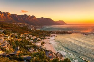 Explore Cape Town: 10 Must-Do Experiences for Every Traveler